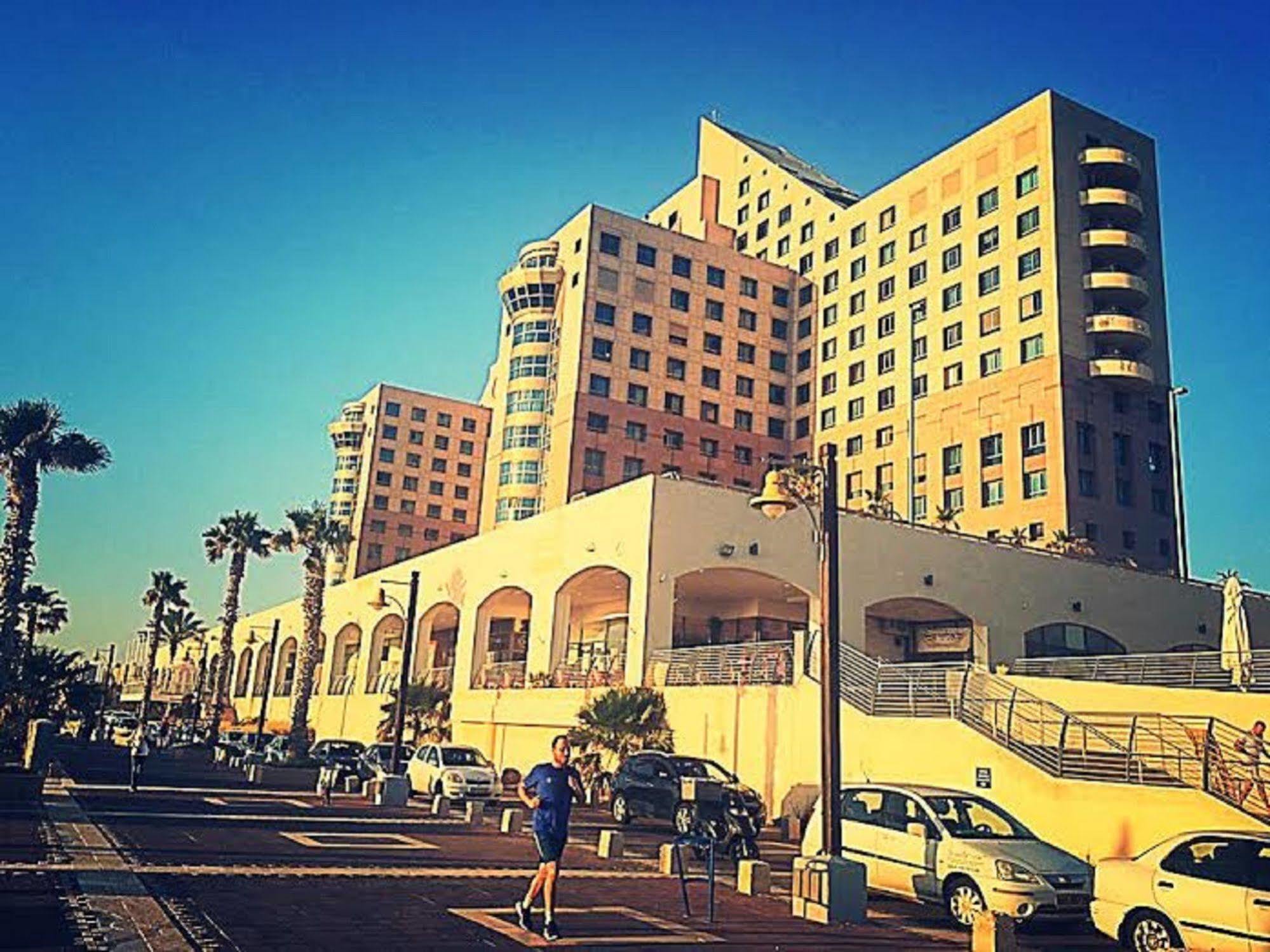 Vacation Apartments By The Sea - Haifa Exterior photo